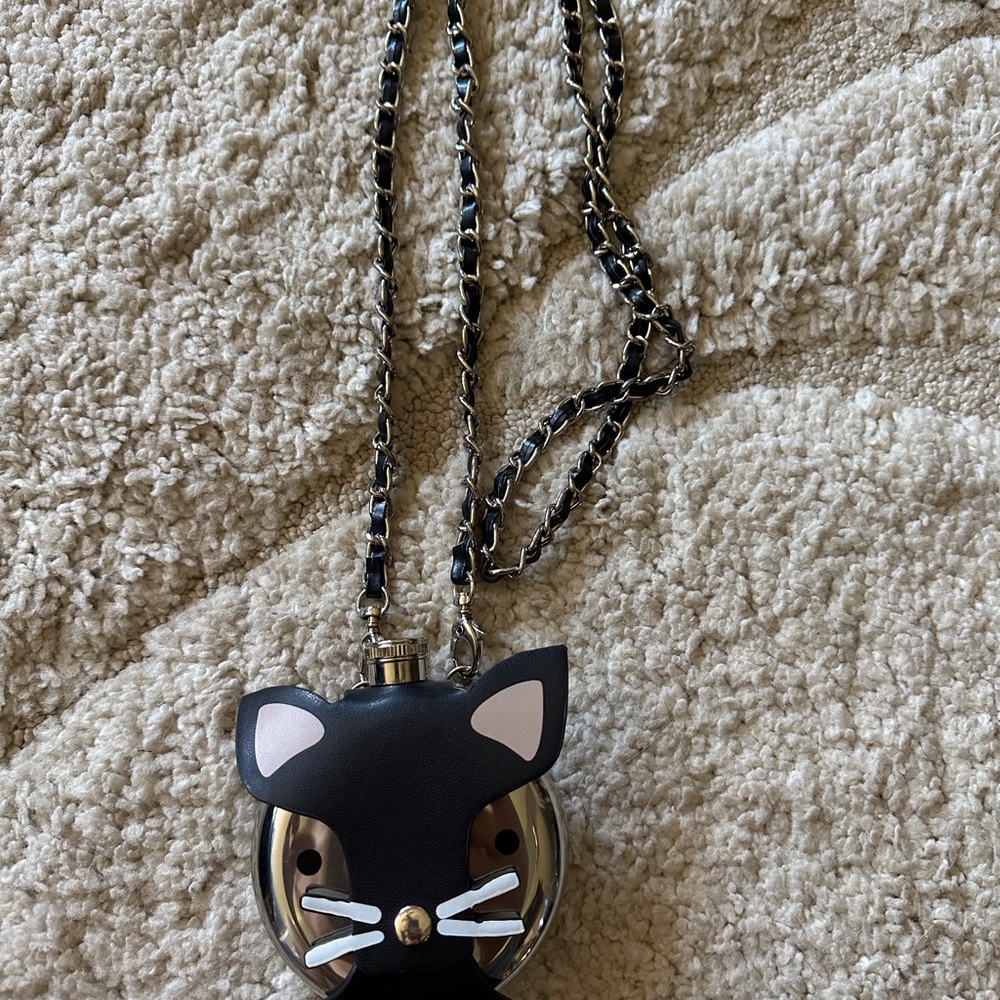 Cat Flask, black, never used - Picture 3 of 3